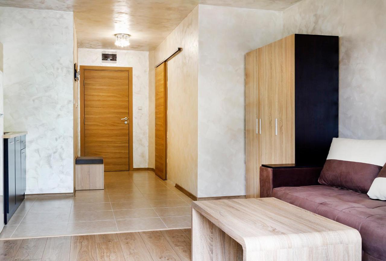 Family Hotel - City Hotel ימבול מראה חיצוני תמונה
