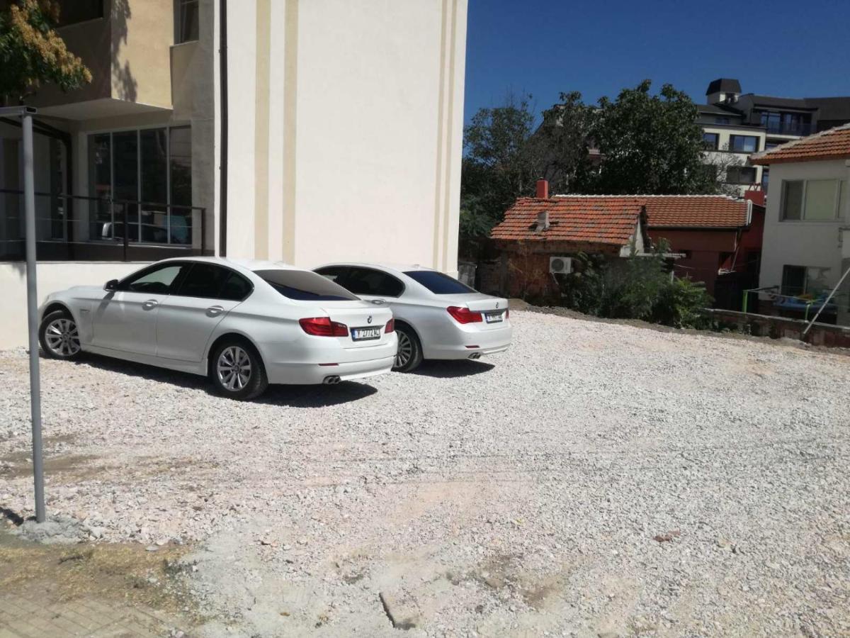 Family Hotel - City Hotel ימבול מראה חיצוני תמונה